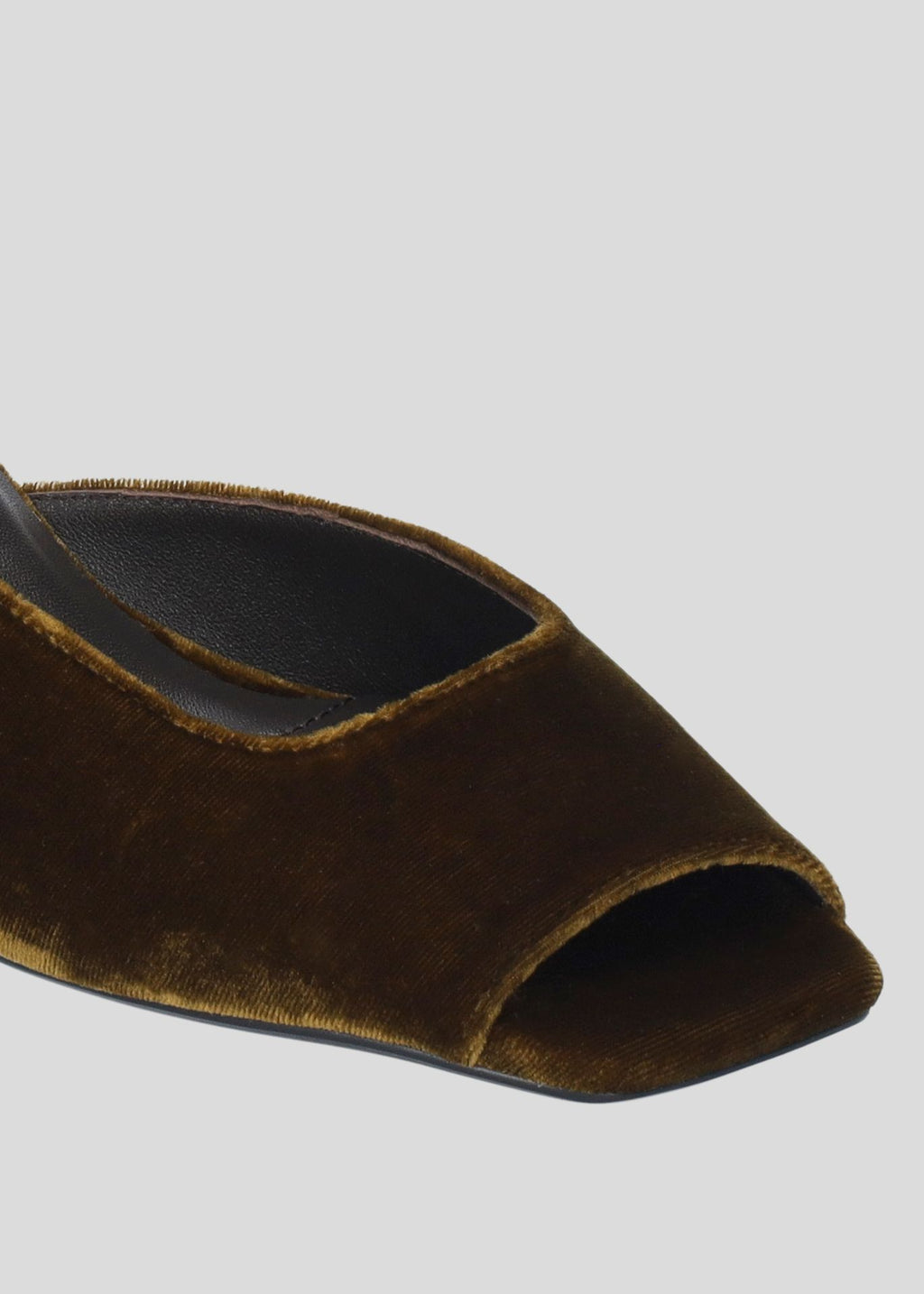 Qelina Sandals 70