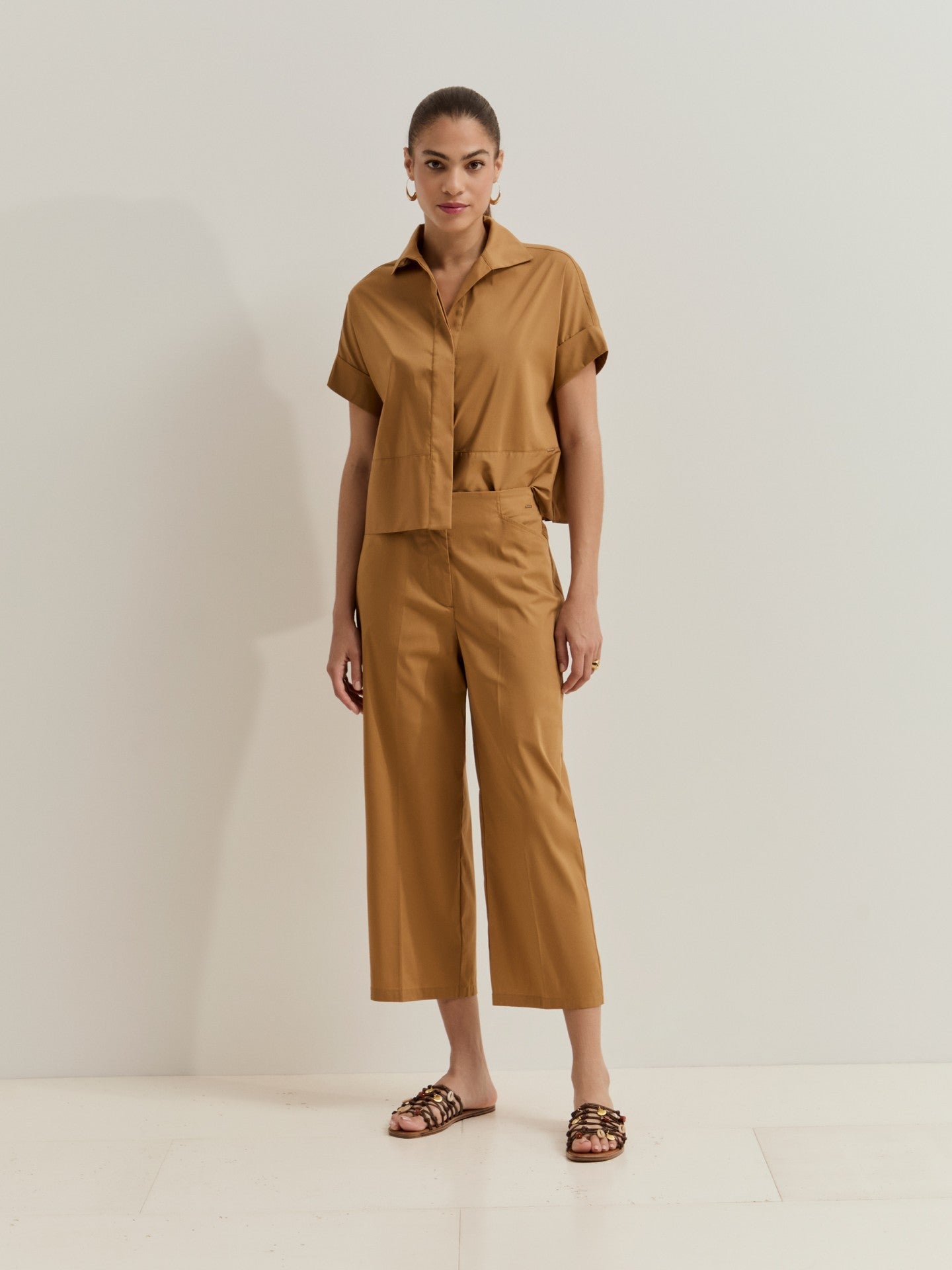 Pantalones Pierna Ancha Camel LP007150.179