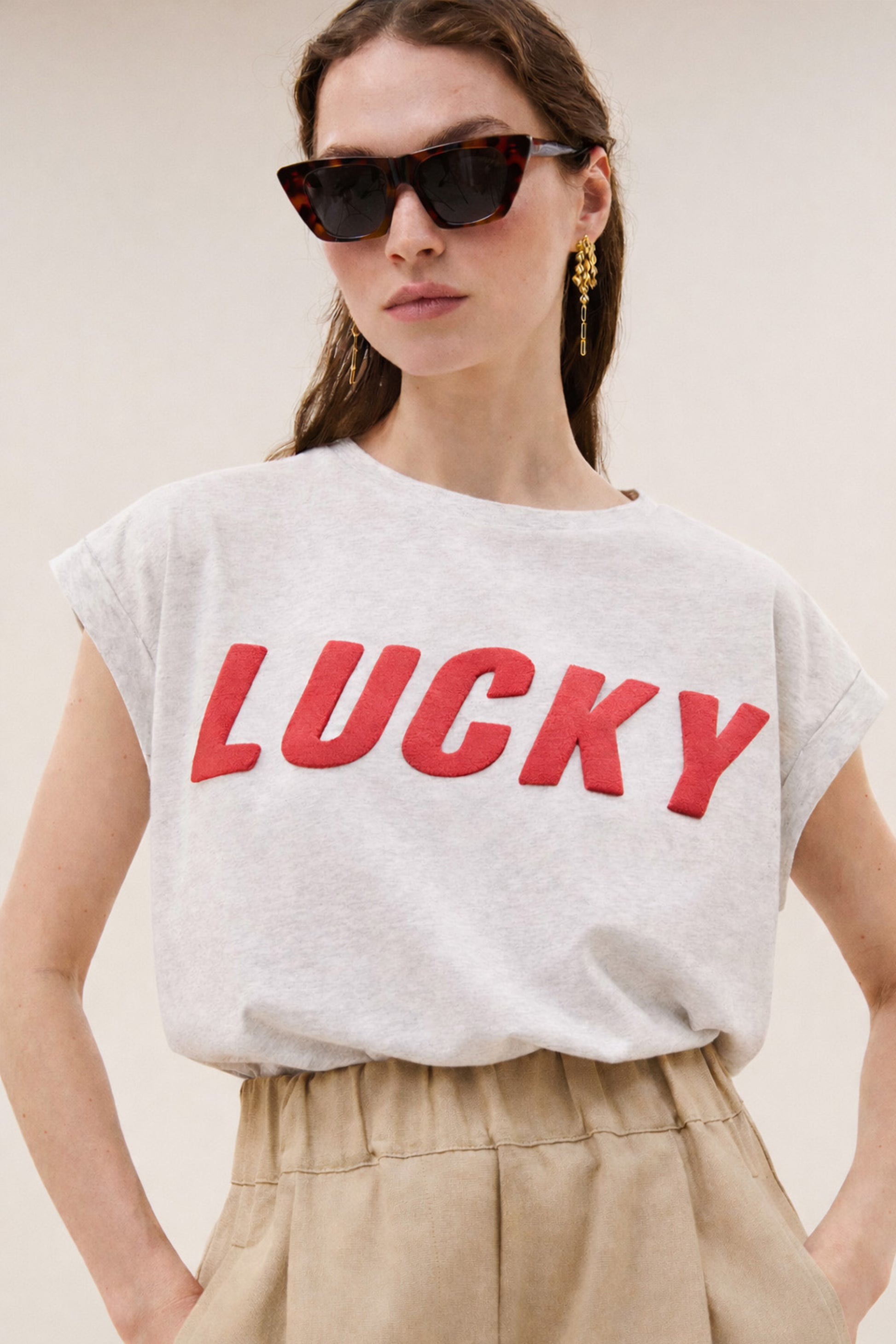 Top Estampado Tobi Speed Gris Claro Perlado