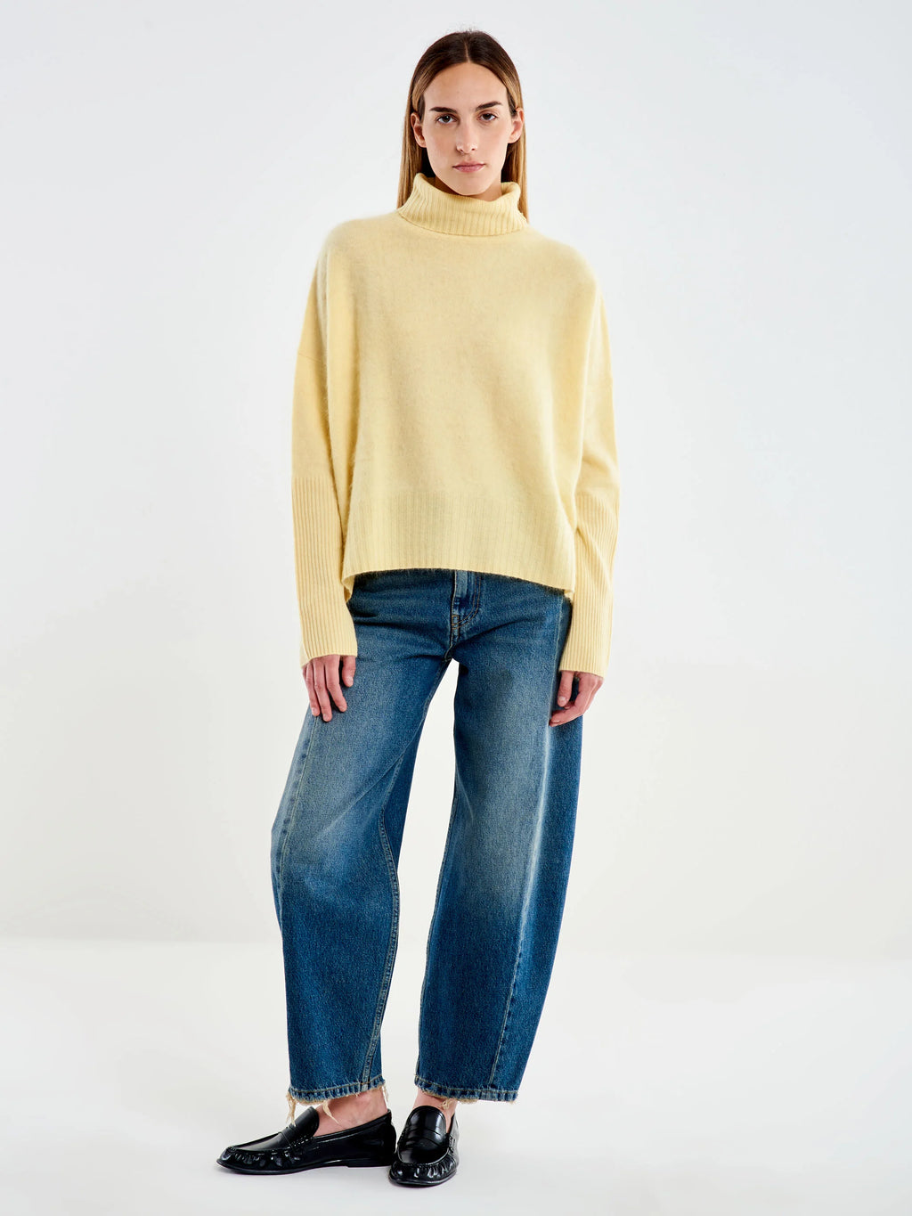 Jersey cuello alto oversize