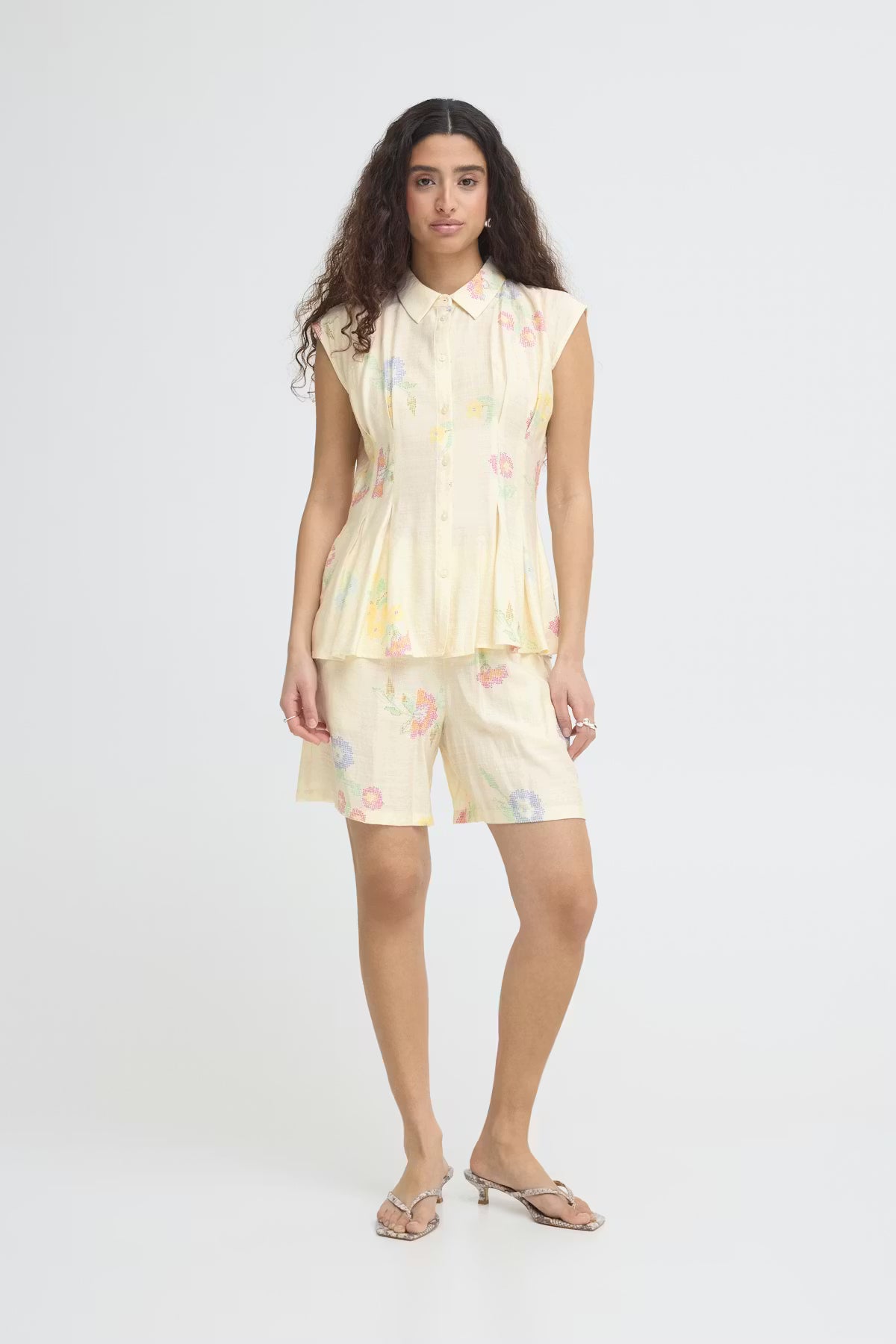 Pantalón Corto IHGINNI SHO Flores