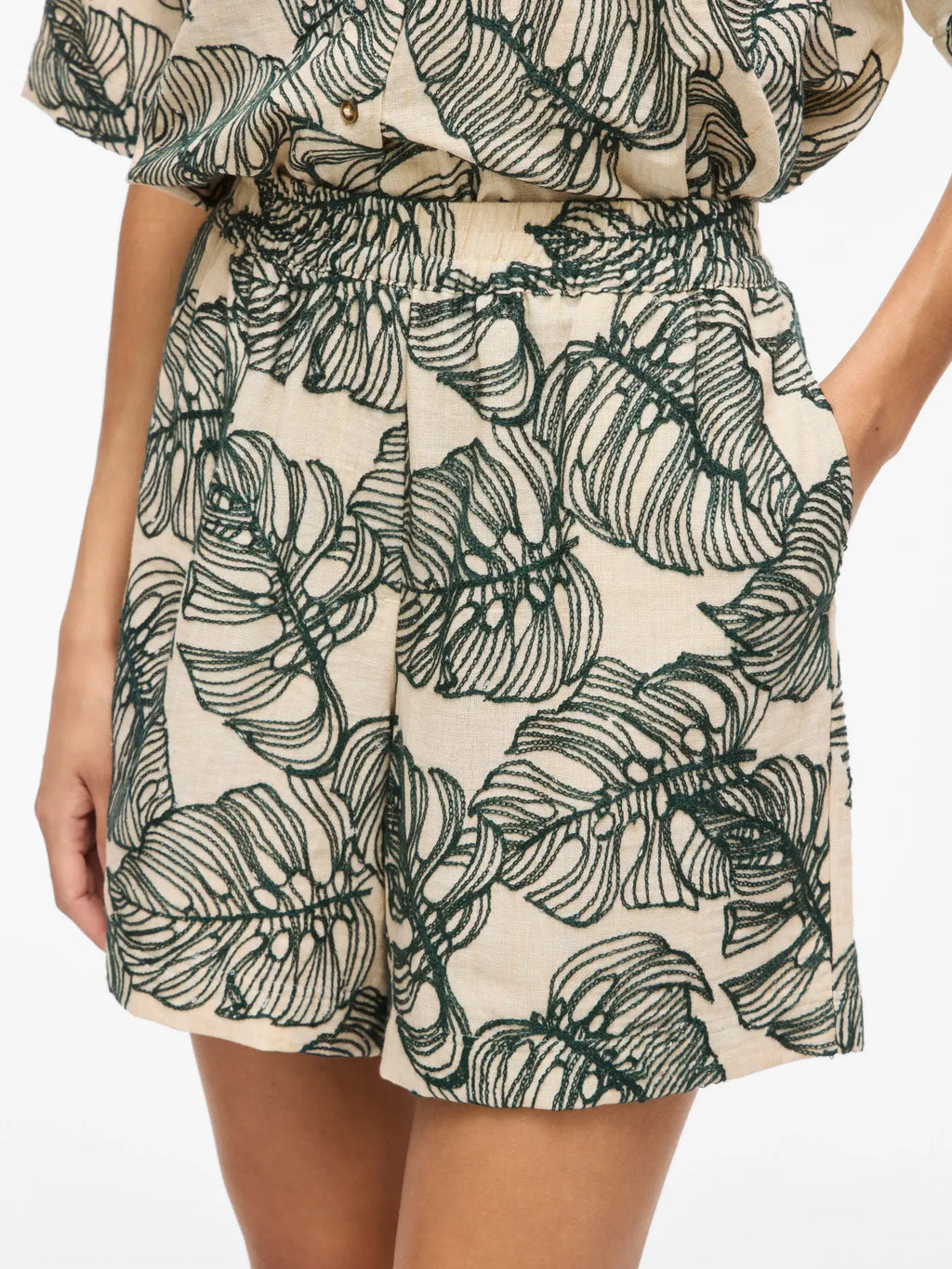 Shorts Viflura Talle Alto Birch Estampado Palmeras