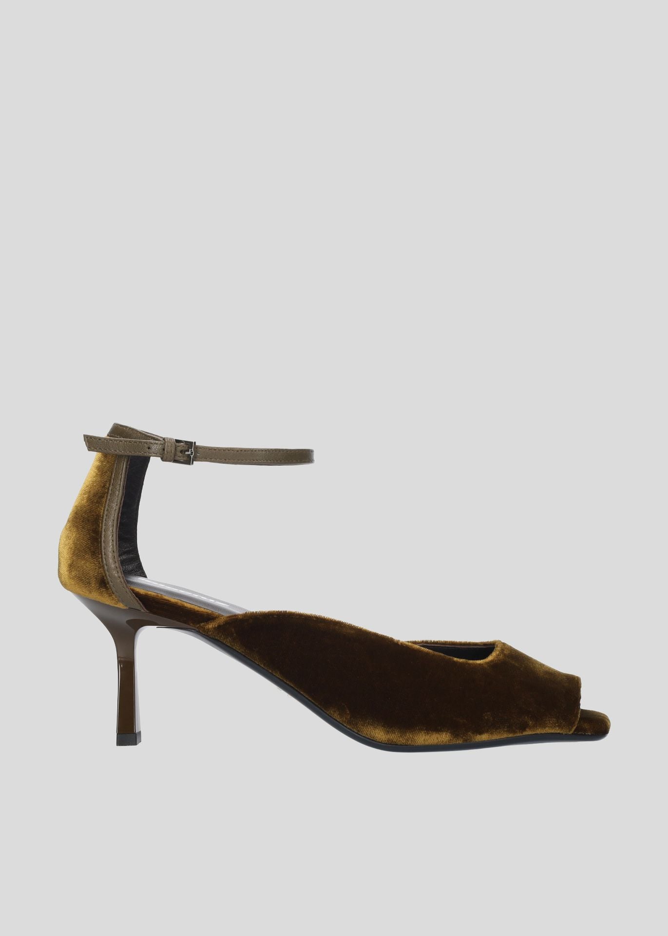 Qelina Sandals 70