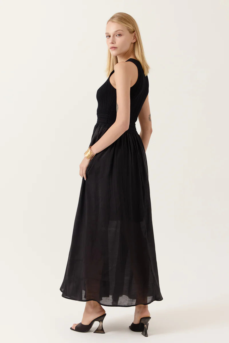 Vestido Aliris Negra