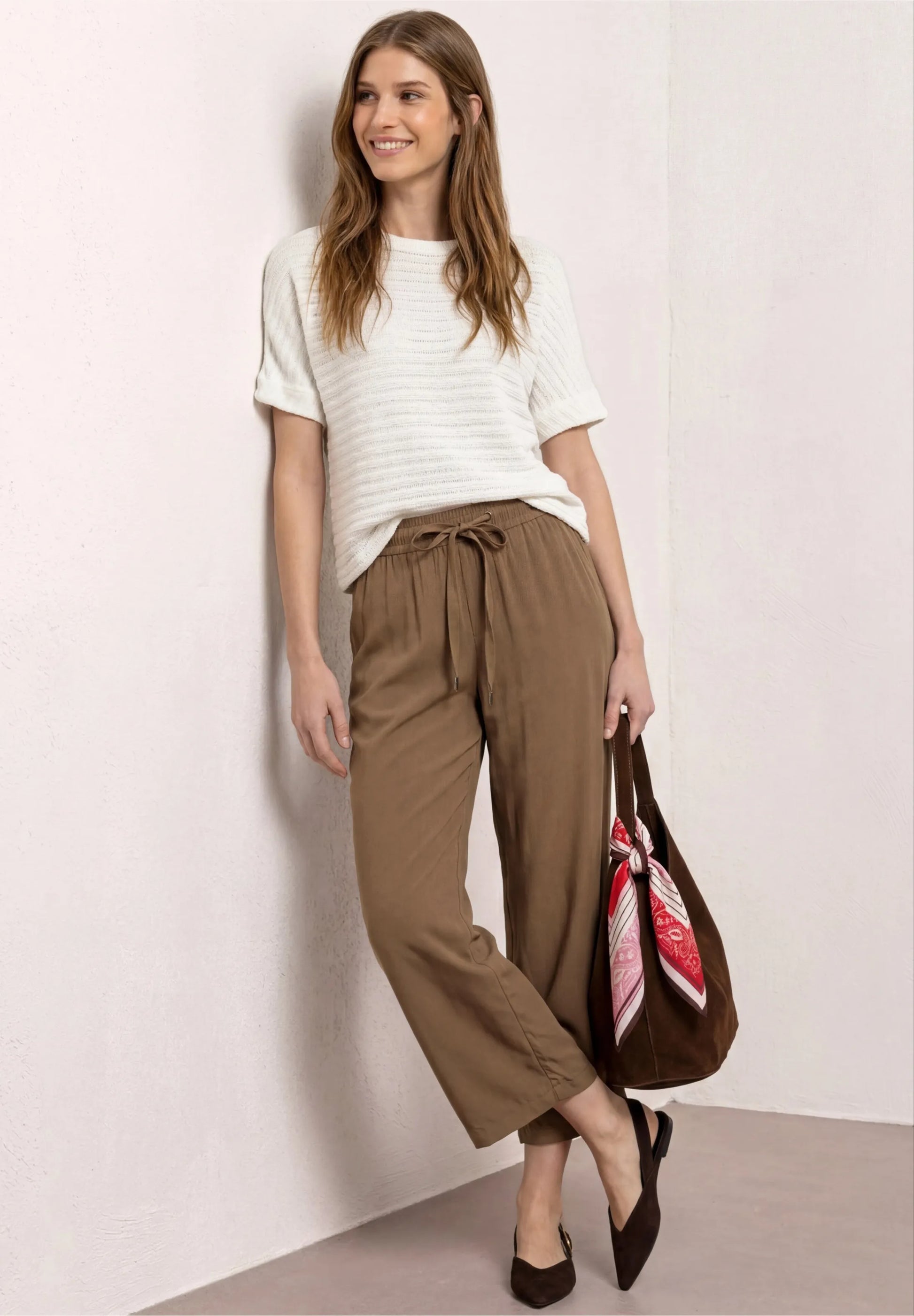 Pantalón Ancho Emee Marrón Café Frío