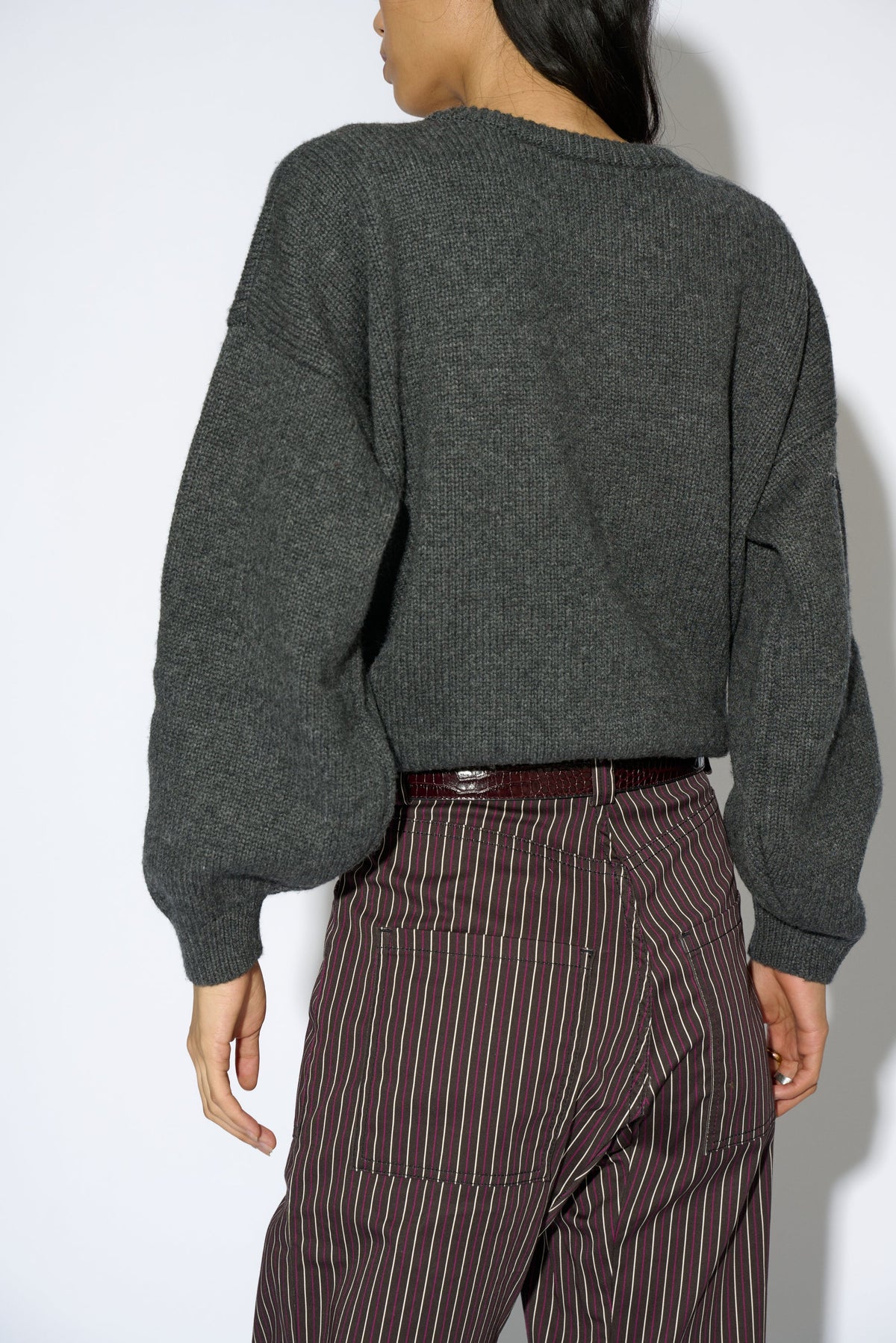Pantalón Bruna raya marrón - detalle tejido