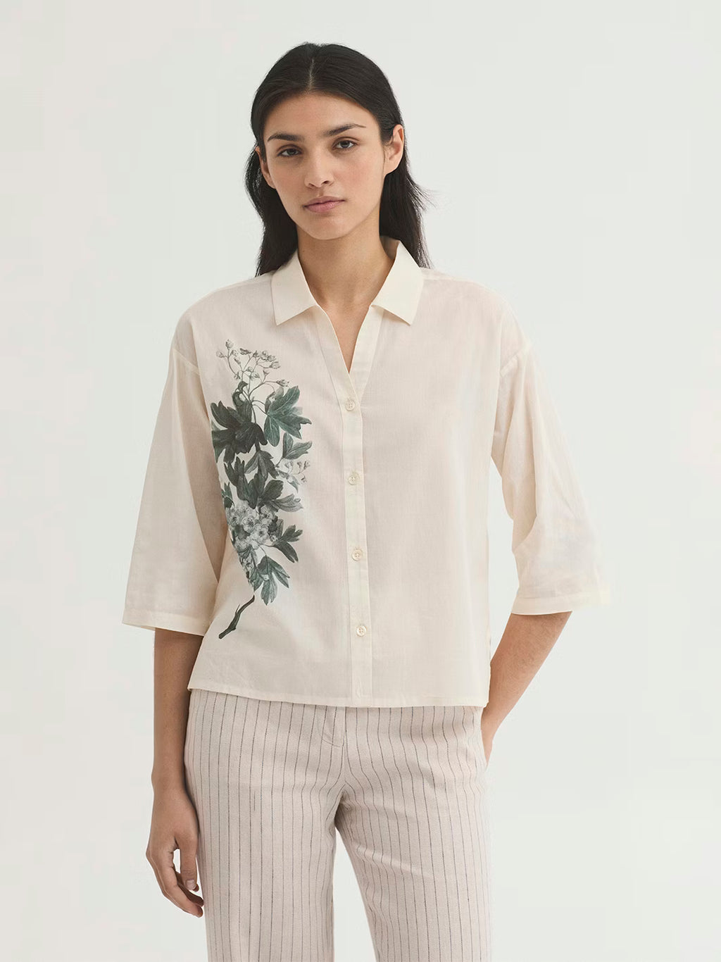 Camisa Positioned Flower Shirt Crua