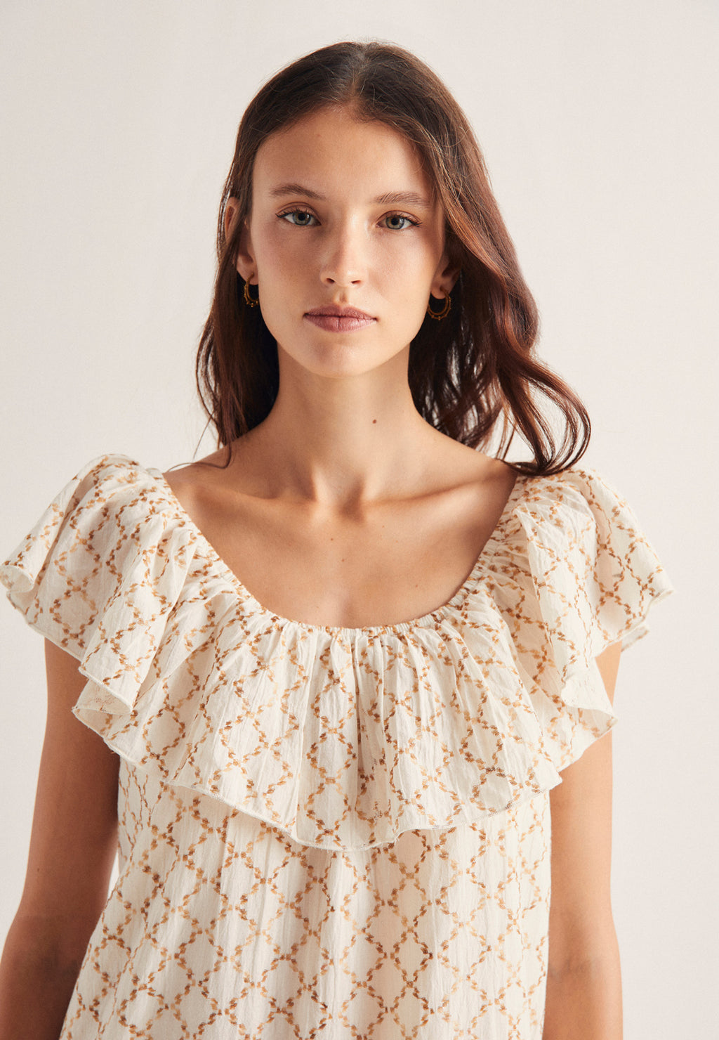 Vestido Volante Bordado Etnico Ivy Crudo