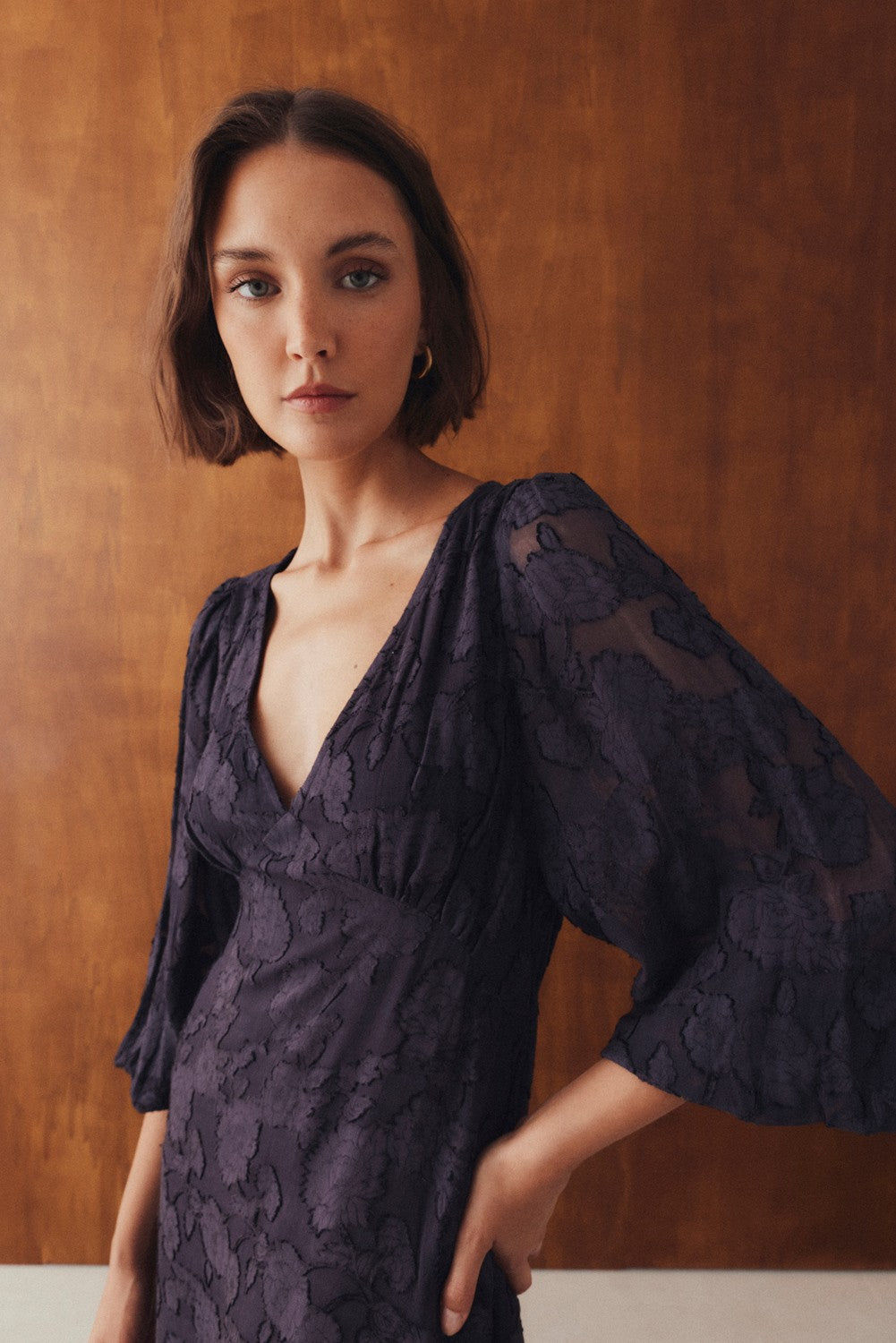 Vestido Sorvello jacquard, detalle, color gris, MI&CO