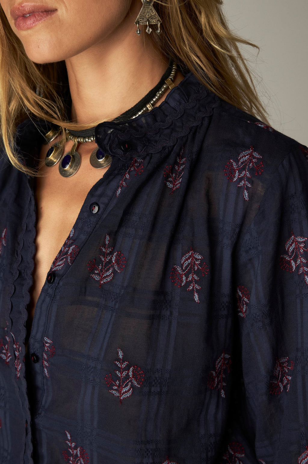 Blusa Sabine Bleu Romance Blue Granada - Maison Hotel