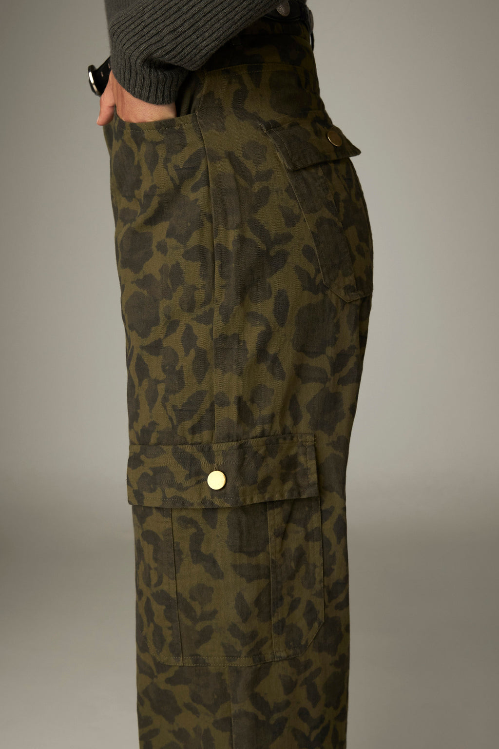 Pantalón Alan In The Army Now Greens And Blues - vista 5 - MAISON HOTEL
