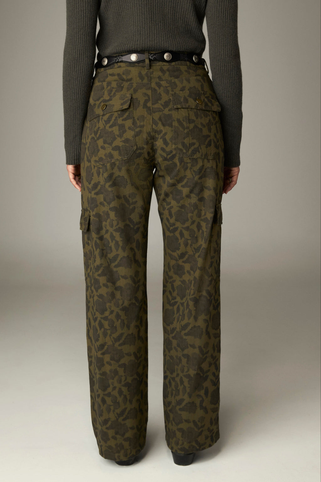Pantalón Alan In The Army Now Greens And Blues - vista 8 - MAISON HOTEL