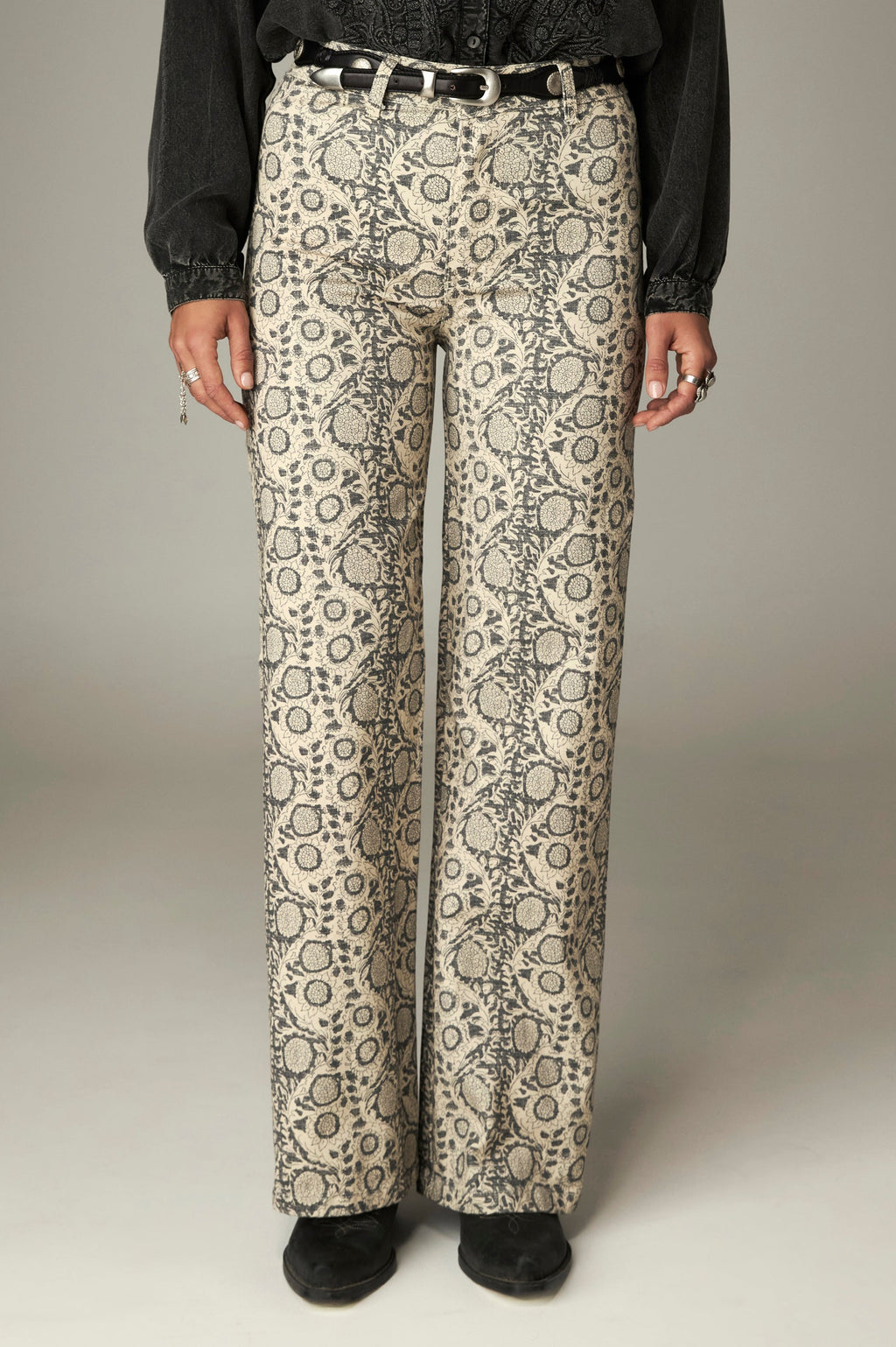 Pantalón Arlo Goa Spirit Dreamy Paisley - vista 3 - MAISON HOTEL