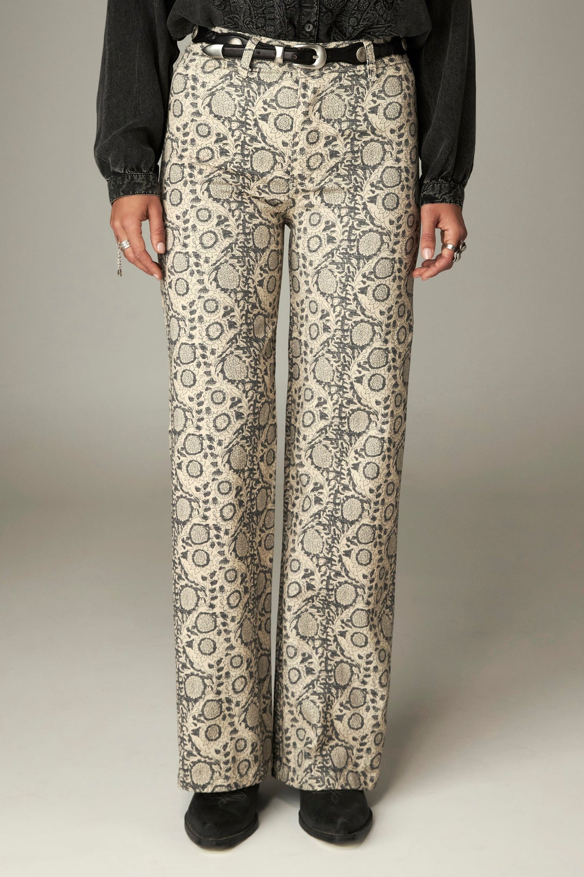 Pantalón Arlo Goa Spirit Dreamy Paisley - vista 3 - MAISON HOTEL