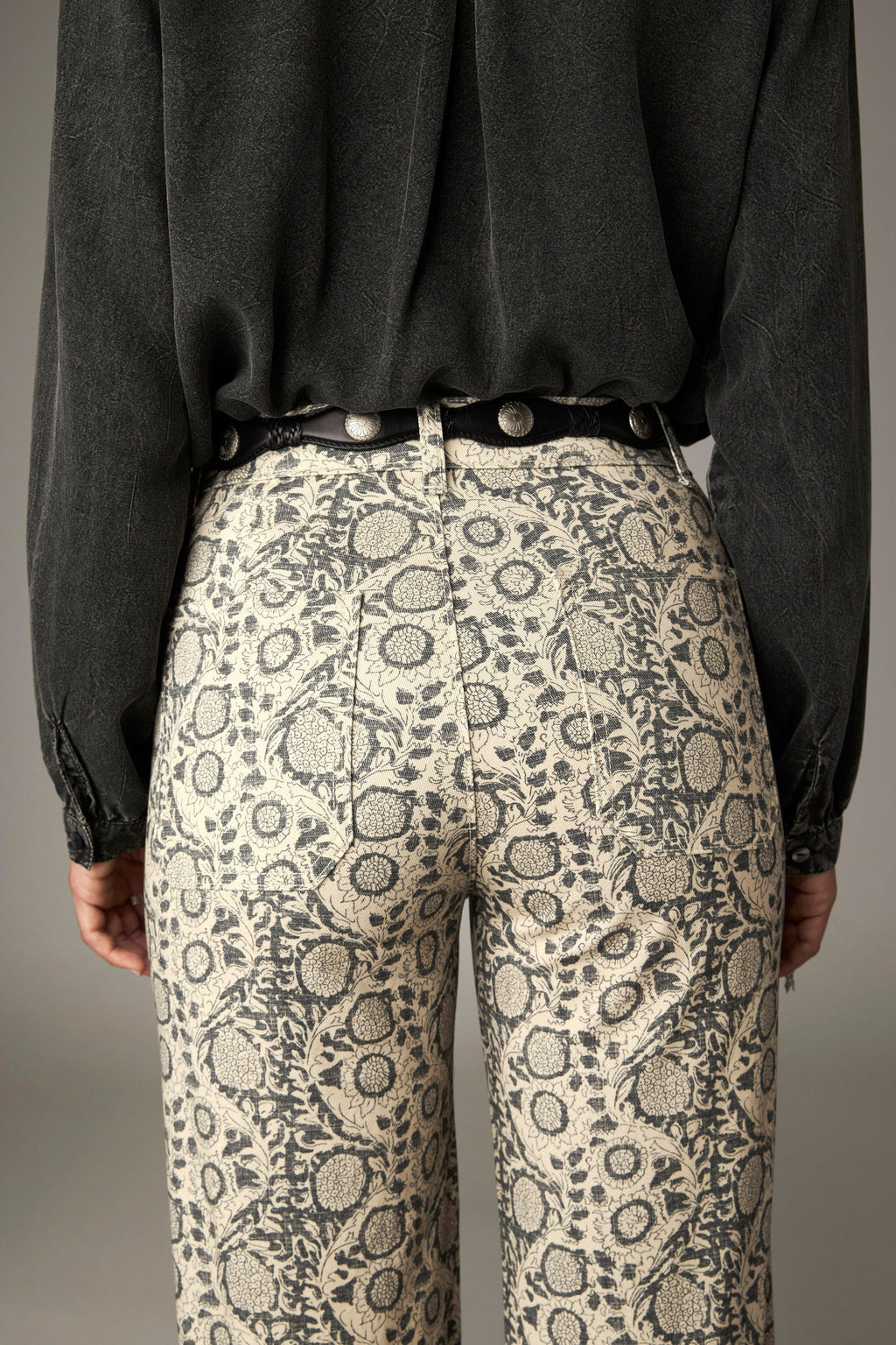 Pantalón Arlo Goa Spirit Dreamy Paisley - vista 6 - MAISON HOTEL