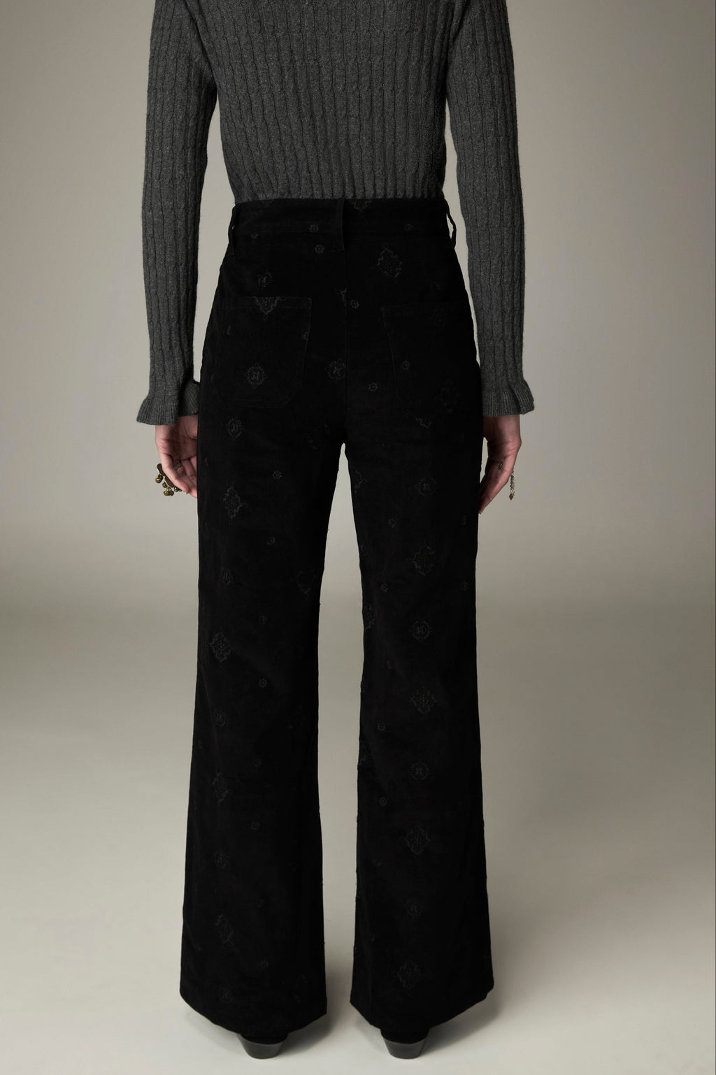 Pantalón Nina Mr Jazzy Wung Noir Tempo - vista 7 - MAISON HOTEL