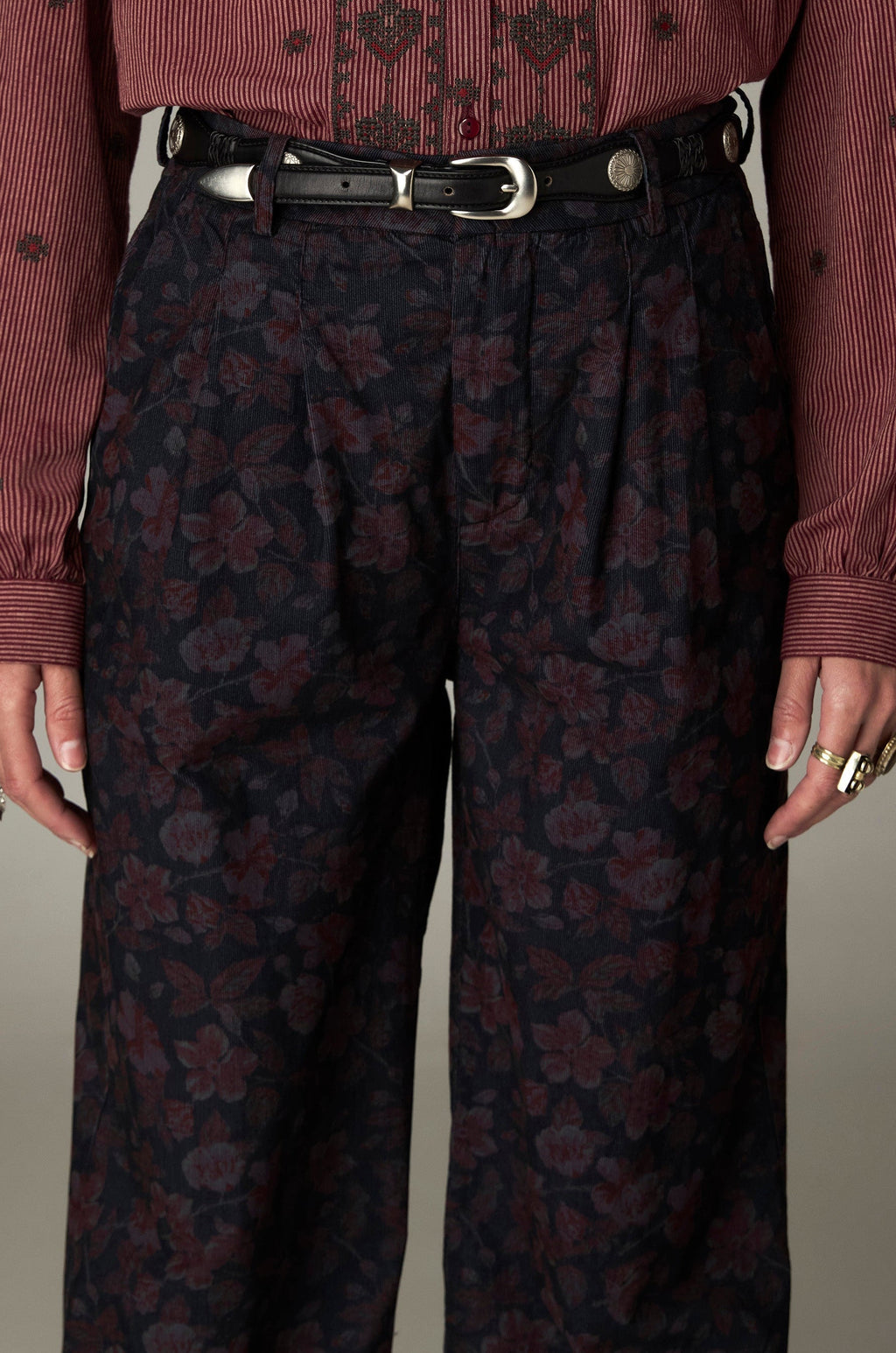 Pantalón Gordon Camelia Punk Pink - vista 1 - MAISON HOTEL