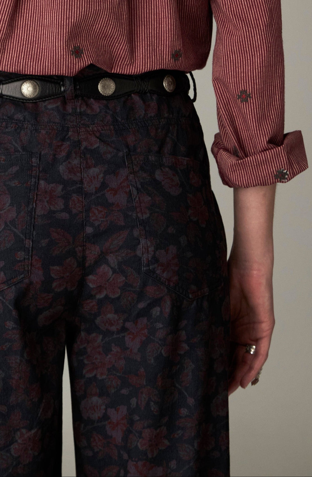 Pantalón Gordon Camelia Punk Pink - vista 5 - MAISON HOTEL