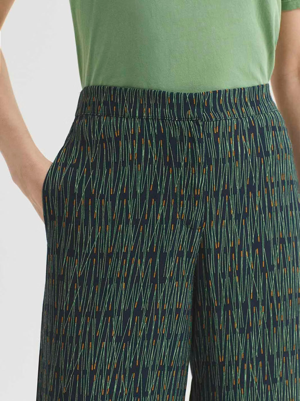 Pantalón Fluido Pine Needles Print Marino