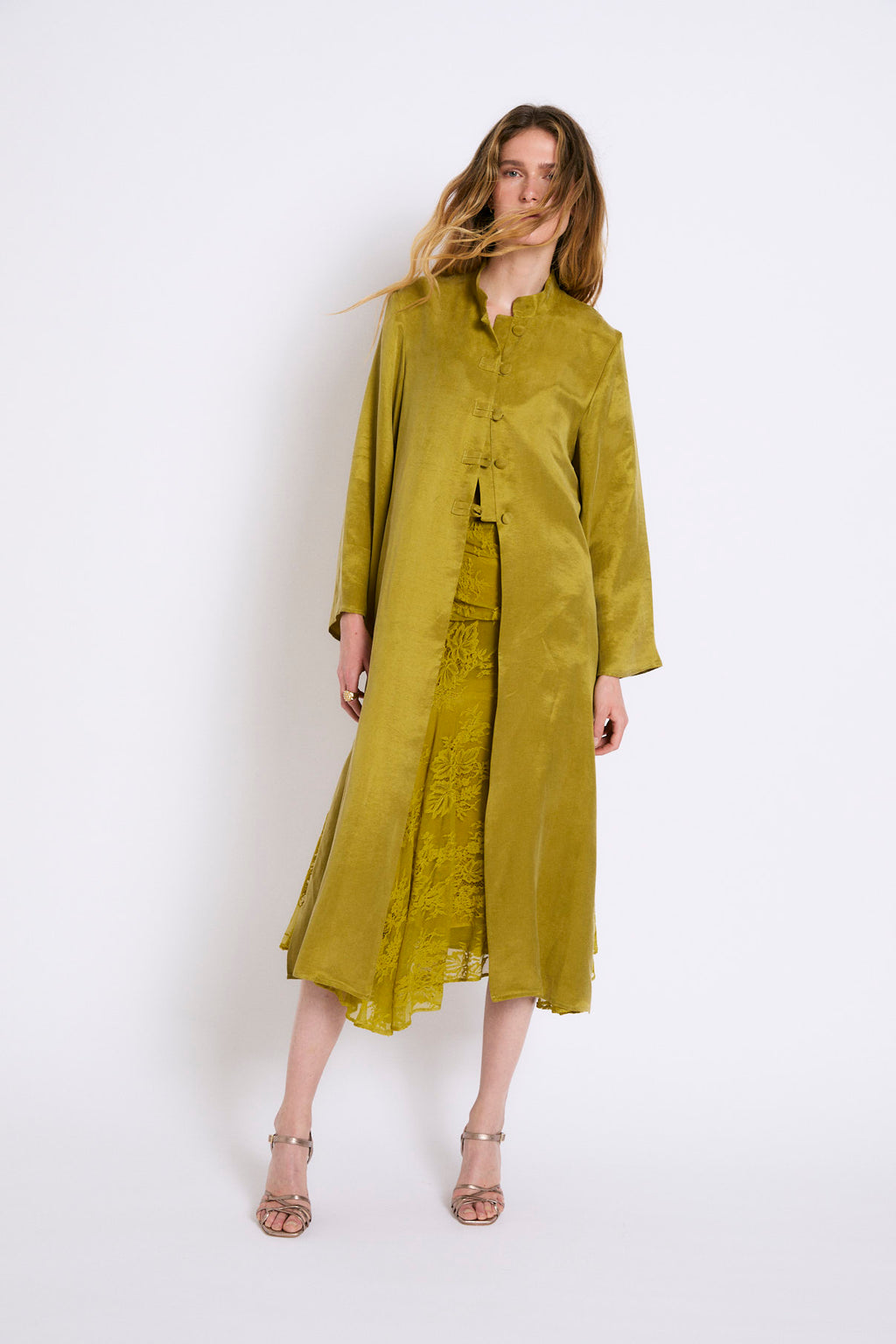 Abrigo Chiniski Oliva