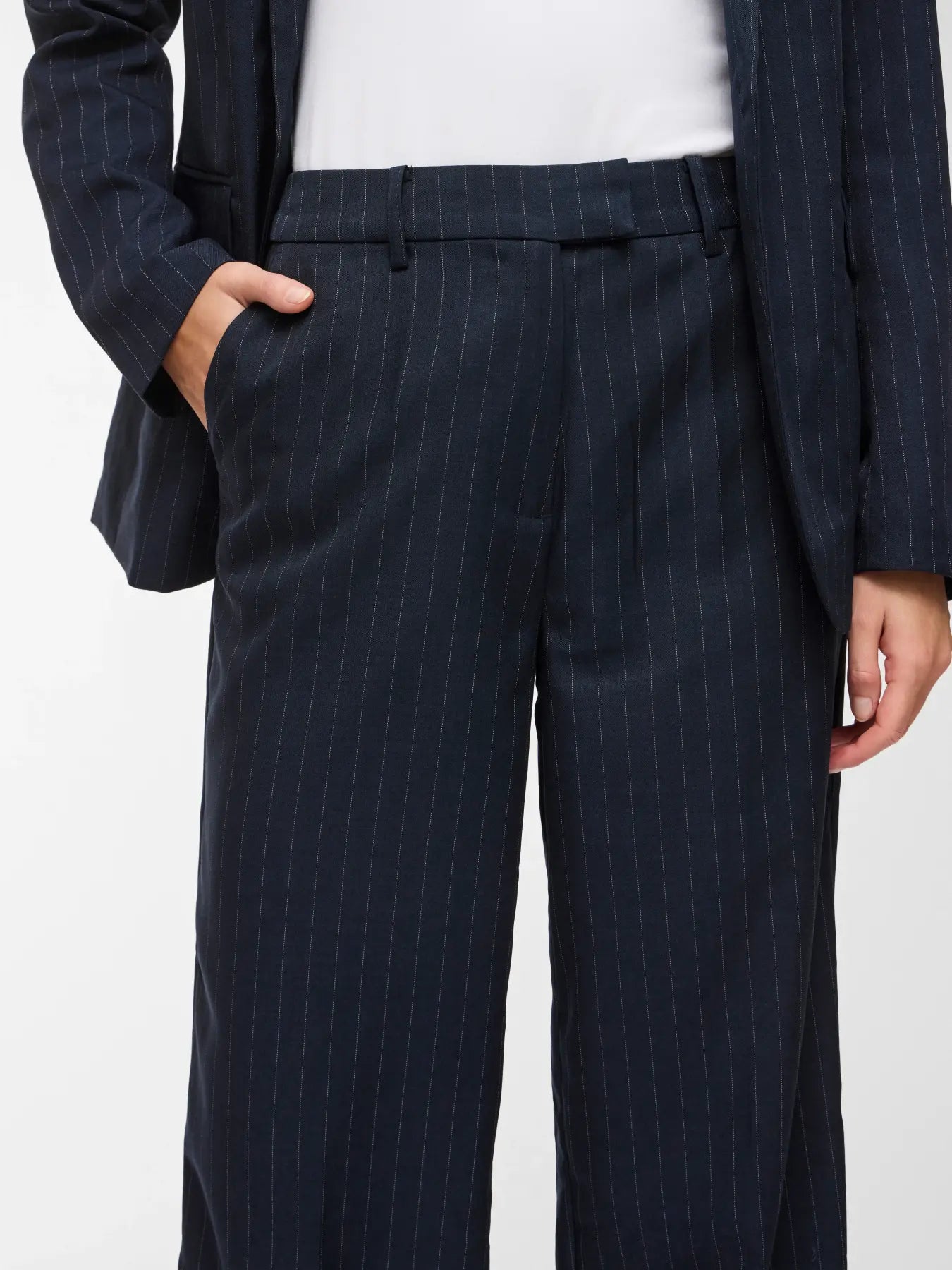 Pantalón Traje Vikemba Talle Alto Azul Marino Raya Diplomática