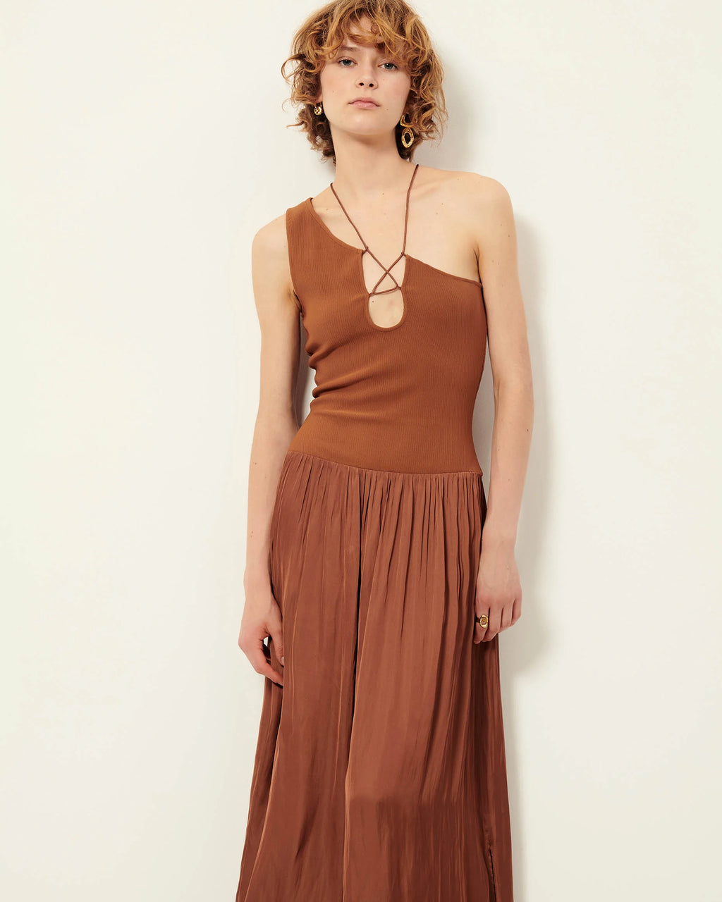 Vestido Mambossa Caramelo