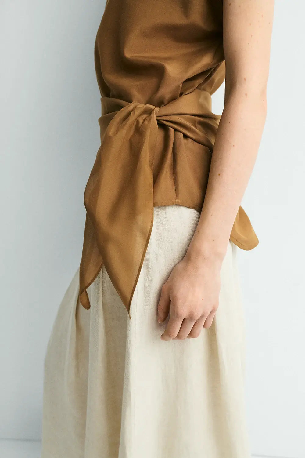 Blusa Diane Tostado