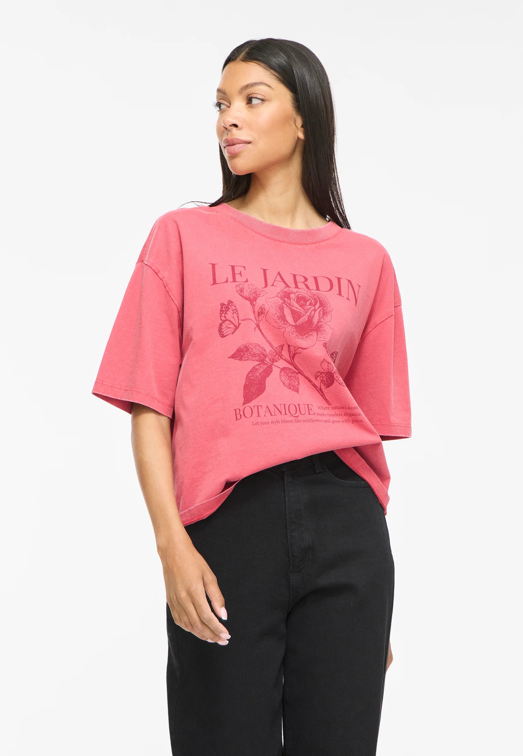 Camiseta Virubie Manga Corta Texto Lavado Rojo Berry