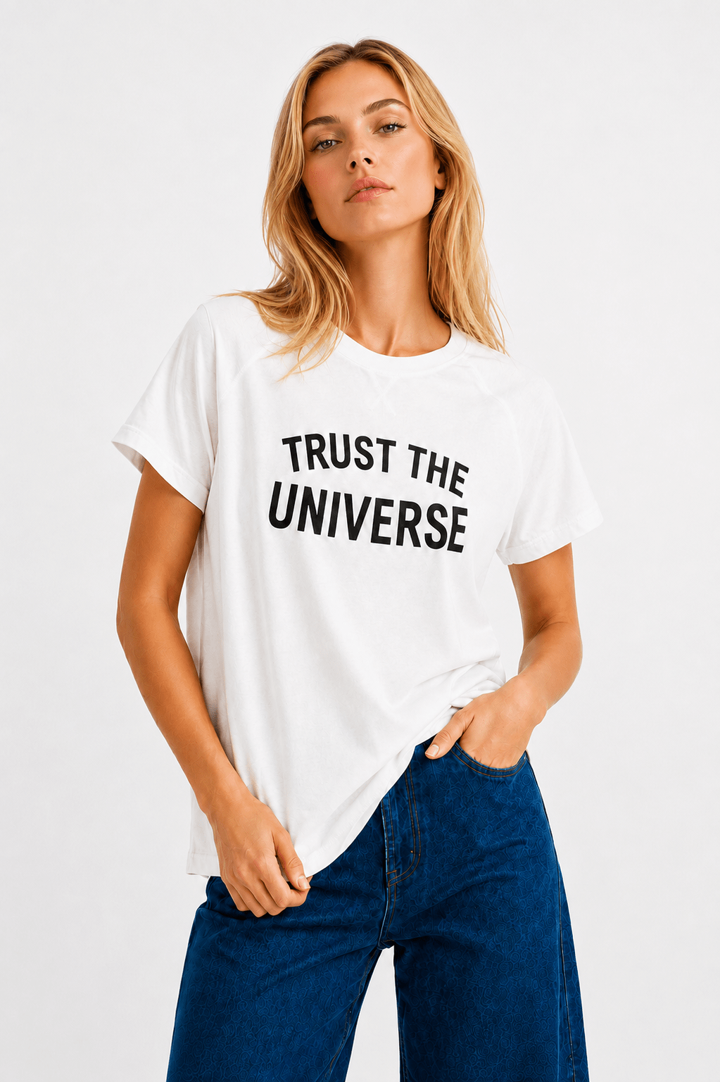 Camiseta Trust The Universe - OLIVIA BRUTUS
