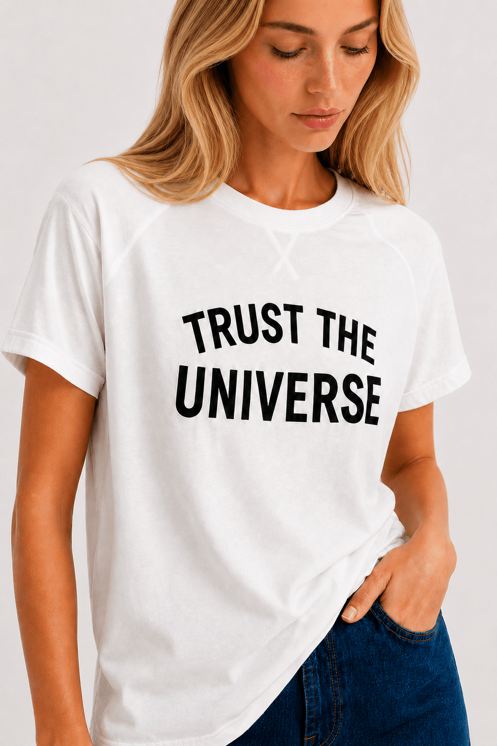 Camiseta Trust The Universe - OLIVIA BRUTUS