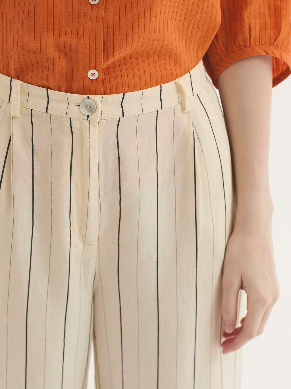 Pantalón de Rayas en Tencel Crudo