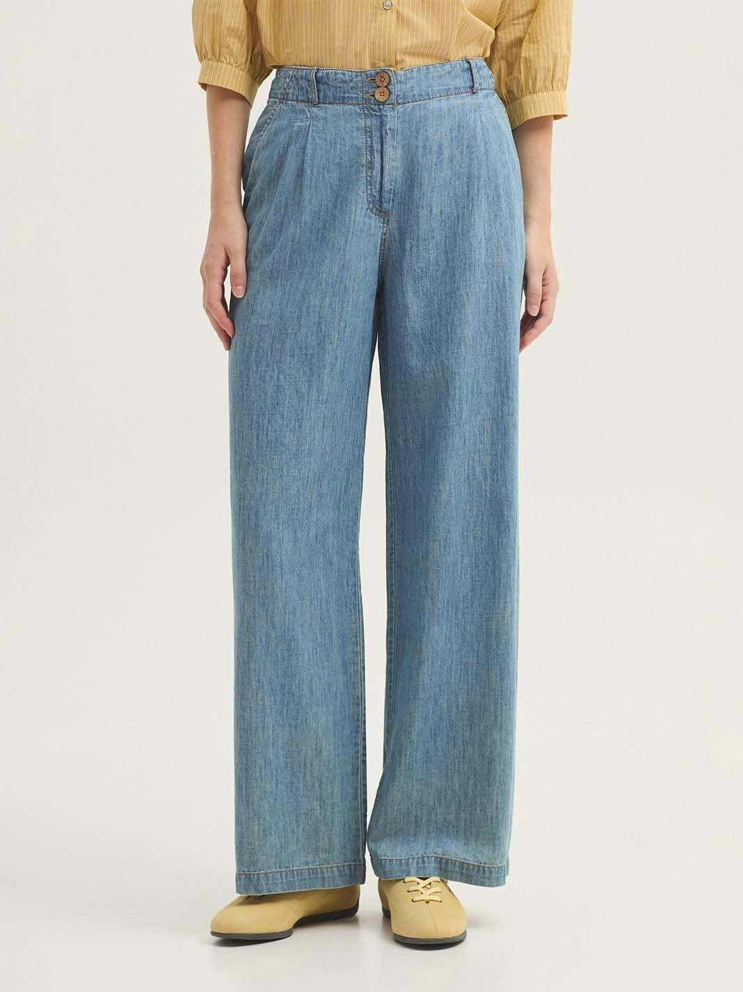 Calças Tencel Denim com Pregas Denim Claro