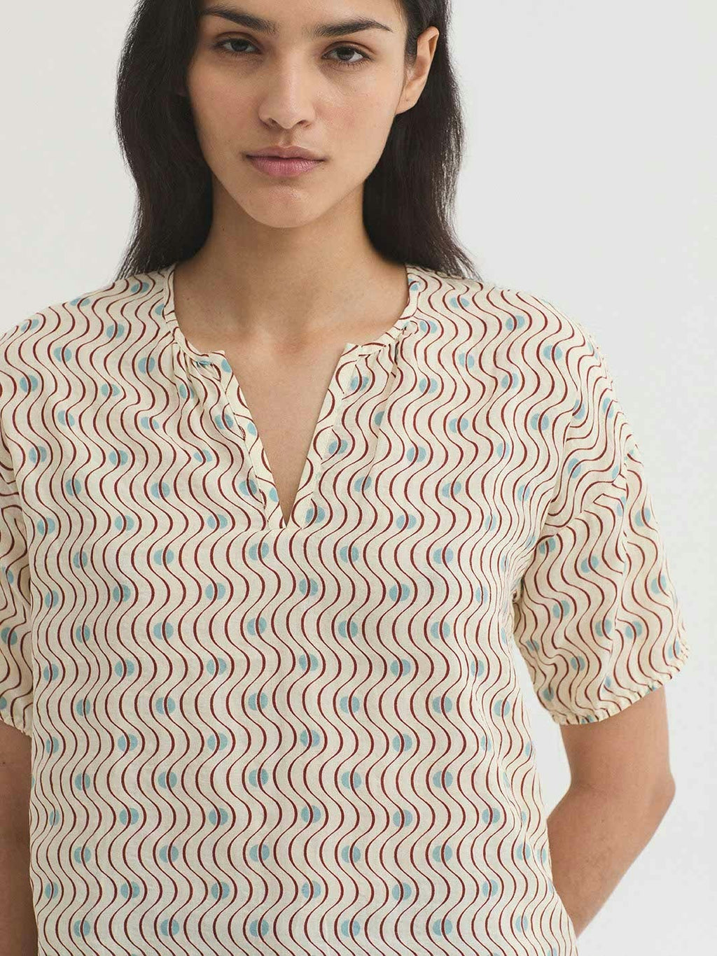 Top Hellenic Waves Print Crudo