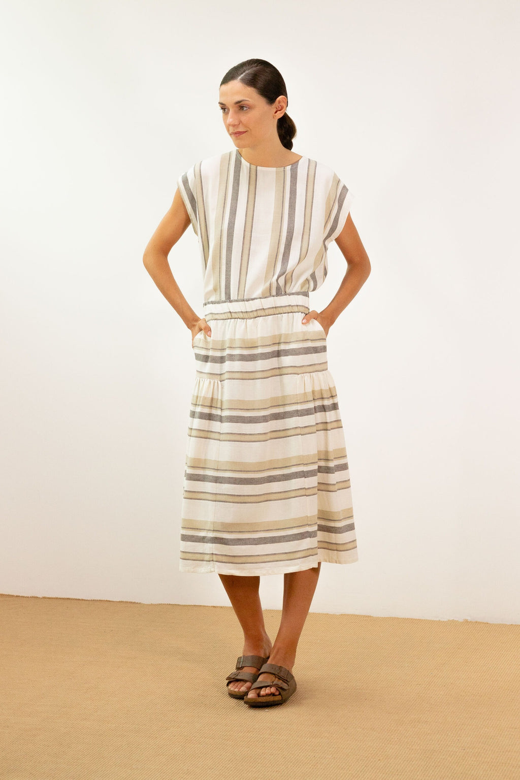 Falda Rayas Gris y Verde 2601173