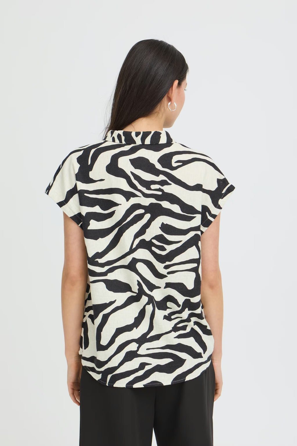Blusa Ihlinno SH3 Print Animal