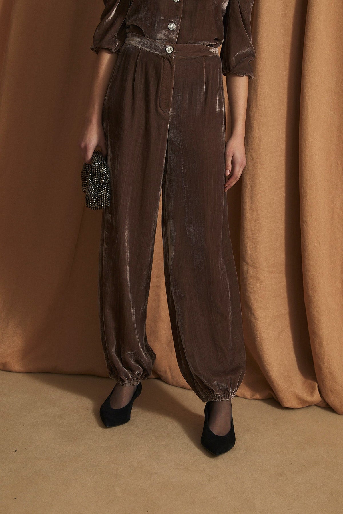 PANTALON LINDA TERCIOPELO