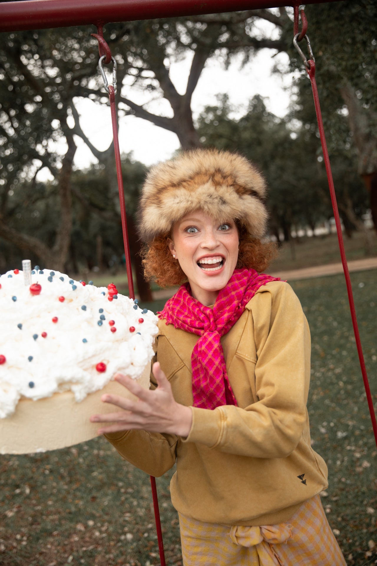 Sudadera con hombreras - OLIVIA BRUTUS