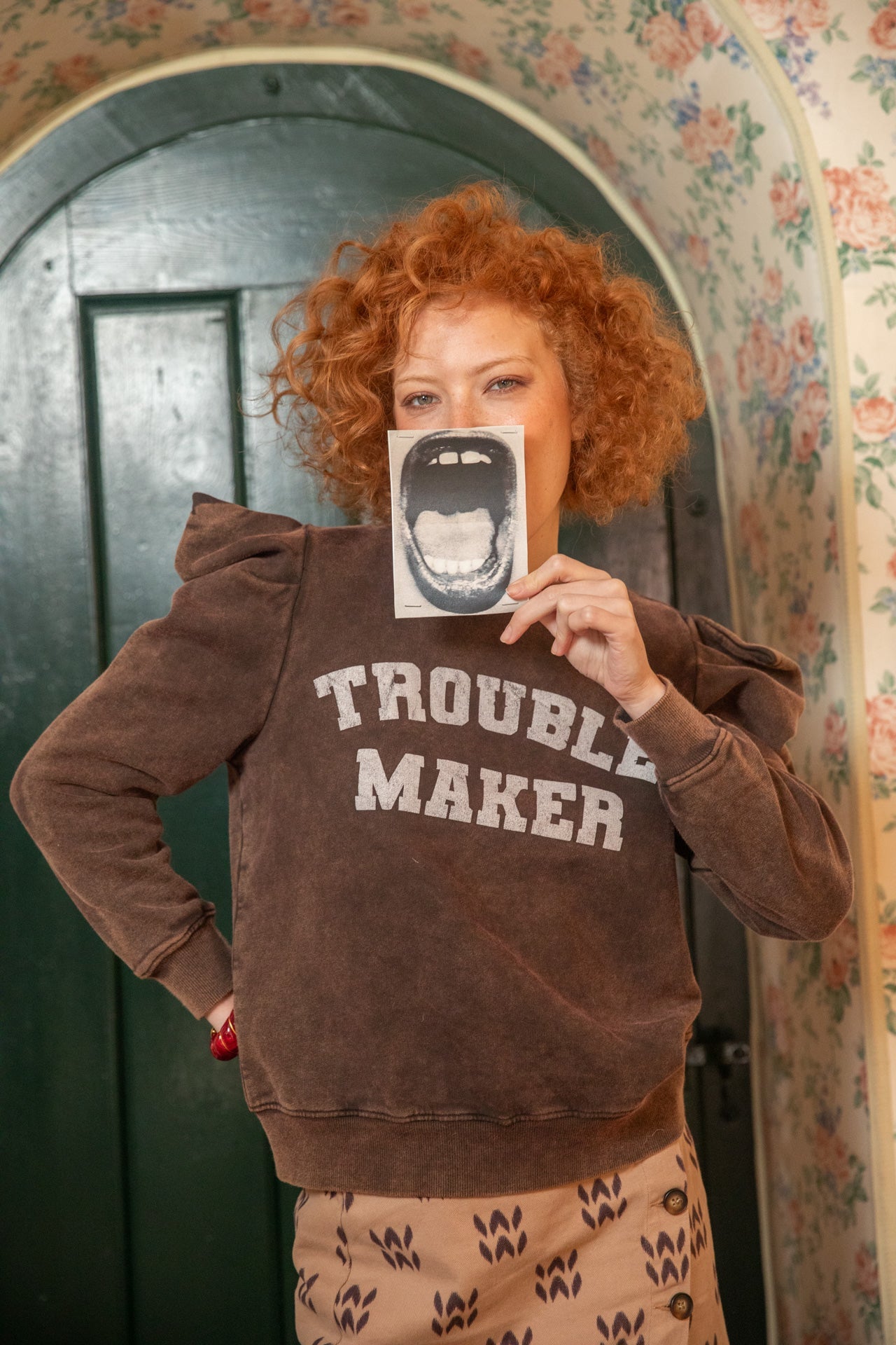 Sudadera mangas abullonadas Trouble Maker - OLIVIA BRUTUS