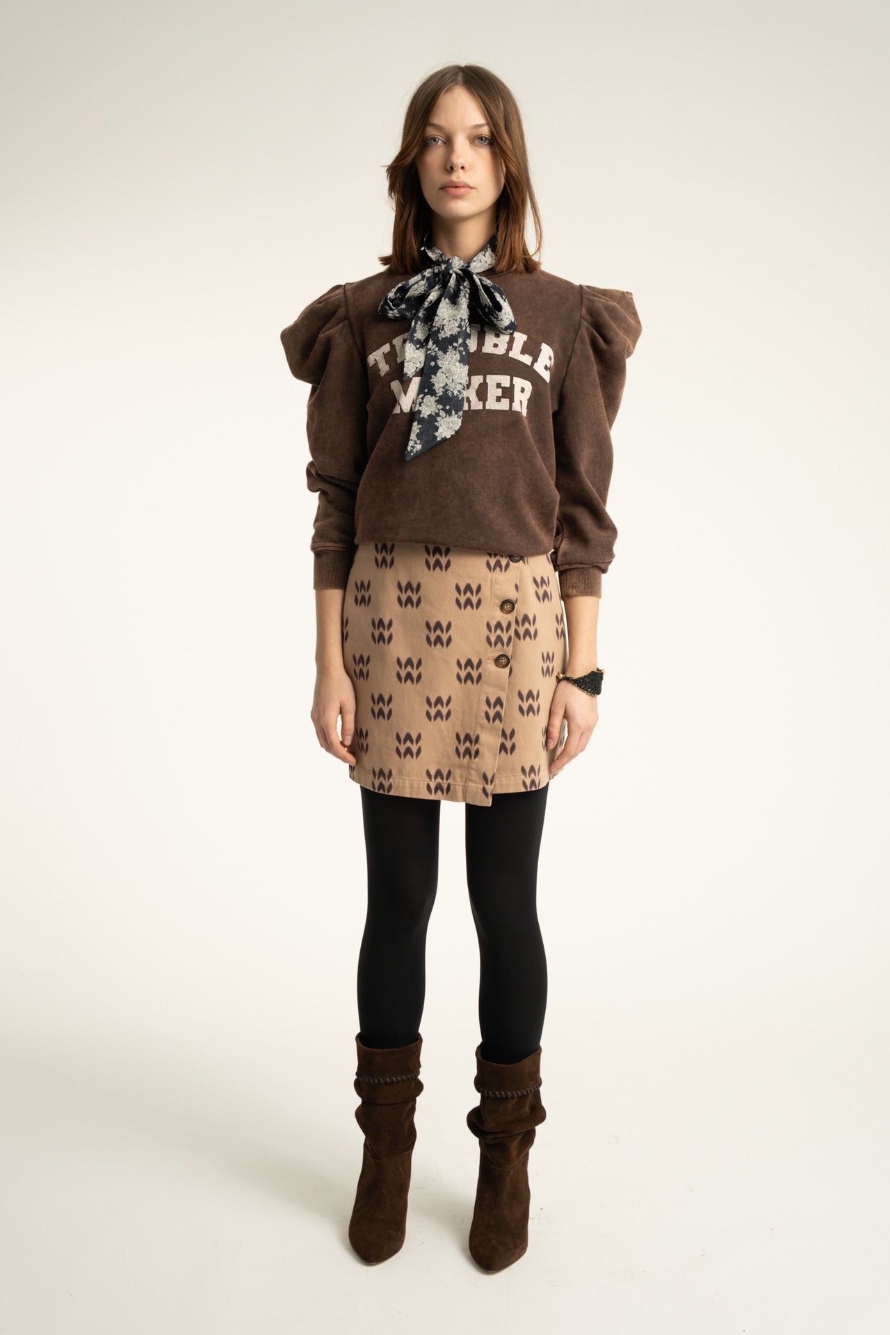Sudadera mangas abullonadas Trouble Maker - OLIVIA BRUTUS