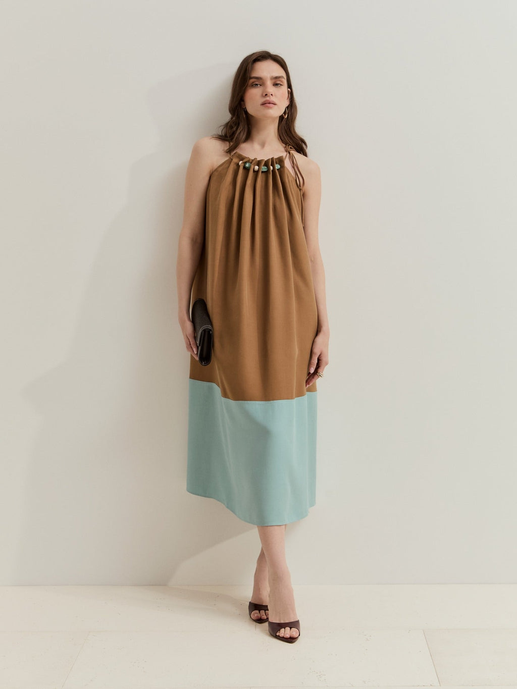 Vestido Bicolor Camel LP007381.098 - OLIVIA BRUTUS