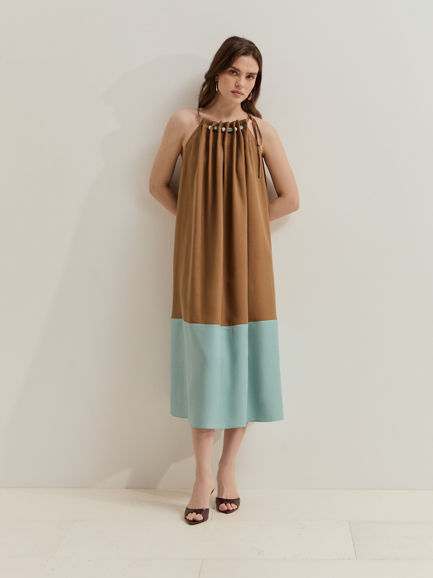 Vestido Bicolor Camel LP007381.098 - OLIVIA BRUTUS